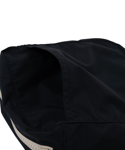 THEATRE PRODUCTS（シアタープロダクツ）の「SEASIDEスクエアショルダー（ショルダーバッグ・レディース・ブラック/ピンク/パープル/ベージュ/レッド・FREE）」の19枚目の写真