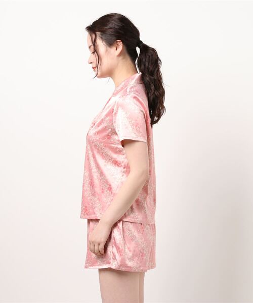 AMOSTYLE BY Triumph（アモスタイルバイトリンプ）の「ハーバルガーデン 半袖パジャマセットAMSTNW05 Top + BTM42-F JX（ルームウェア/パジャマ・レディース・グリーン/レッド・M/L）」の12枚目の写真