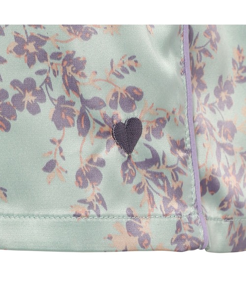 AMOSTYLE BY Triumph（アモスタイルバイトリンプ）の「ハーバルガーデン 半袖パジャマセットAMSTNW05 Top + BTM42-F JX（ルームウェア/パジャマ・レディース・グリーン/レッド・M/L）」の6枚目の写真