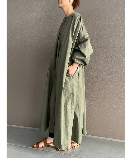 BEARDSLEY（ビアズリー）の「ギャザーハオリワンピース（シャツワンピース・レディース・カーキ/ダークグレー・FREE）」の8枚目の写真