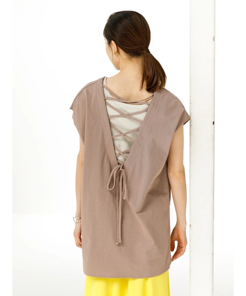 koe（コエ）の「バックレースアップフレンチスリーブＴ＊（Tシャツ/カットソー・レディース・サックスブルー/チャコールグレー/ベージュ・FREE）」の4枚目の写真