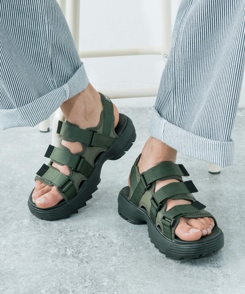 MEI(メイ)の「MEI Recycled nylon 3BELT SANDAL 3ベルト スポーツサンダル(サンダル・メンズ・ブラウン/ベージュ/オリーブ/ブラック/ネイビー・38/41/42/36/43/37)」の16枚目の写真