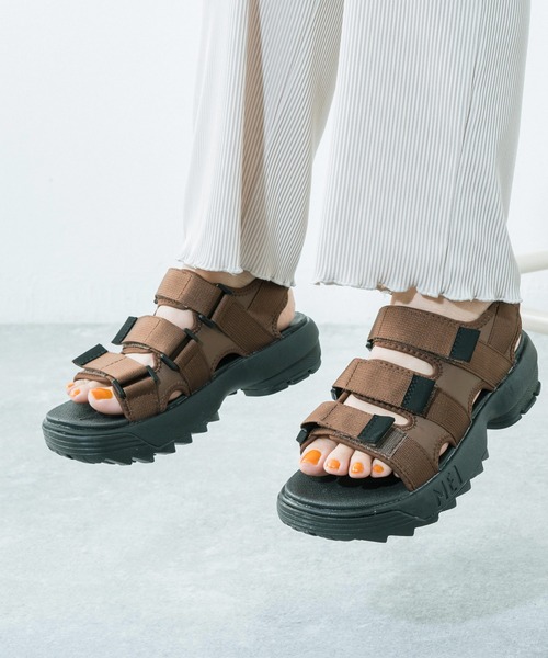 MEI(メイ)の「MEI Recycled nylon 3BELT SANDAL 3ベルト スポーツサンダル(サンダル・メンズ・ブラウン/ベージュ/オリーブ/ブラック/ネイビー・38/41/42/36/43/37)」の15枚目の写真