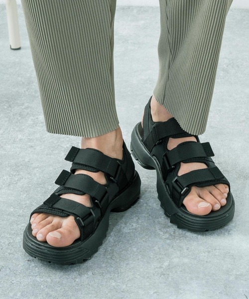 MEI(メイ)の「MEI Recycled nylon 3BELT SANDAL 3ベルト スポーツサンダル(サンダル・メンズ・ブラウン/ベージュ/オリーブ/ブラック/ネイビー・38/41/42/36/43/37)」の11枚目の写真