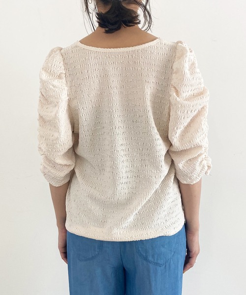 MADEMOISELLE ROPE'（マドモアゼル ロペ）の「【前後2WAY】パフスリーブシャーリングプルオーバー（Tシャツ/カットソー・レディース・ブラック/キナリ/ブラウン・38）」の7枚目の写真