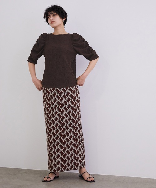 MADEMOISELLE ROPE'（マドモアゼル ロペ）の「【前後2WAY】パフスリーブシャーリングプルオーバー（Tシャツ/カットソー・レディース・ブラック/キナリ/ブラウン・38）」の14枚目の写真