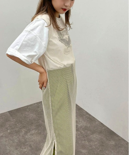 apres jour mignon(アプレジュールミニョン)の「メッシュワンピース 【ZOZOTOWN限定アイテム】(ワンピース・レディース・ブラック/アイボリー/ブルー・X-LARGE/フリー)」の4枚目の写真