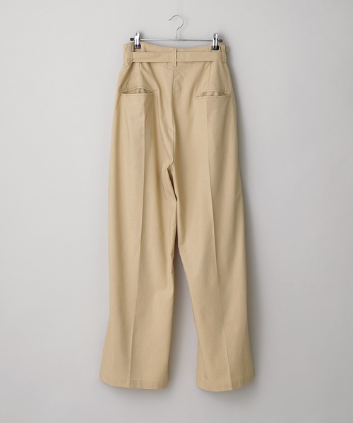anown（アノン）の「綿麻レーヨン混  裾スリット ハイウエストワイドストレートパンツ ベルト付き【ファッションインフルエンサー ゆや×anown 限定コラボ】（スラックス・メンズ・ブラック/ベージュ・S/M/L）」の7枚目の写真