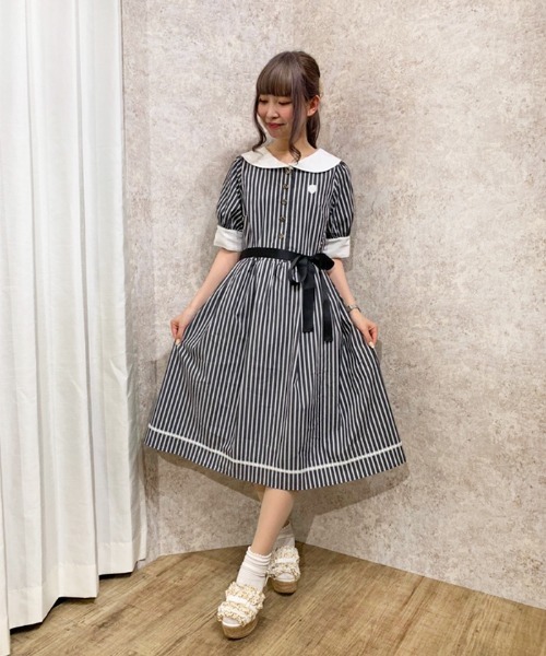 axes femme POETIQUE（アクシーズファムポエティック）の「マリン