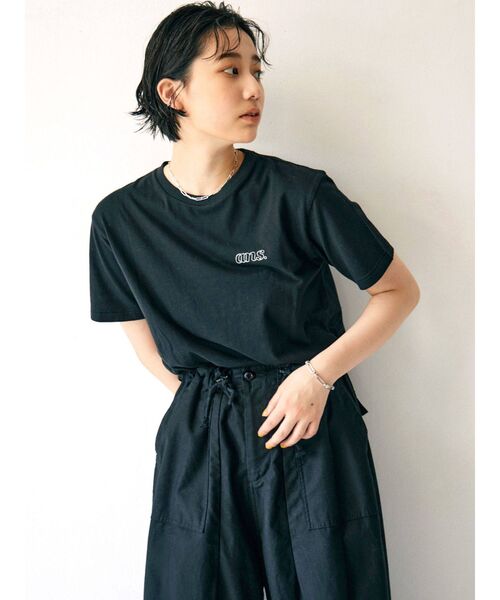 Ungrid(アングリッド)の「バックエンブロイダリーTee(Tシャツ/カットソー・レディース・オフホワイト/ブラック/ベージュ/オレンジ・FREE)」の10枚目の写真