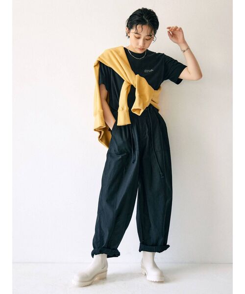 Ungrid(アングリッド)の「バックエンブロイダリーTee(Tシャツ/カットソー・レディース・オフホワイト/ブラック/ベージュ/オレンジ・FREE)」の7枚目の写真