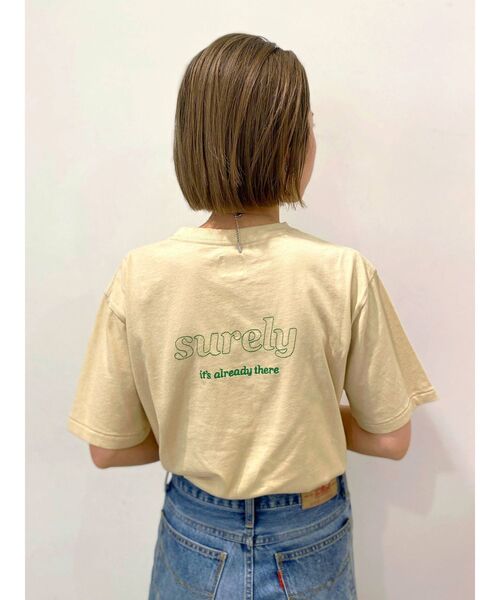 Ungrid(アングリッド)の「バックエンブロイダリーTee(Tシャツ/カットソー・レディース・オフホワイト/ブラック/ベージュ/オレンジ・FREE)」の22枚目の写真