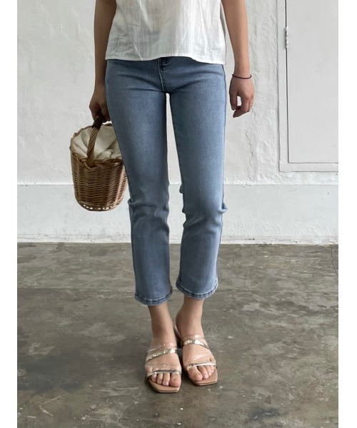 DAIS-Y（デイジー）の「低身長さん向けストレッチストレートデニムPT（デニムパンツ・レディース・ライトブルー・SMALL）」の5枚目の写真