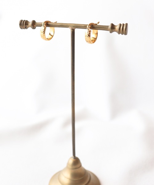 MIXTO（ミスト）の「ステンレス ピアス（ピアス（両耳用）・レディース・ゴールド・ONE SIZE）」の6枚目の写真