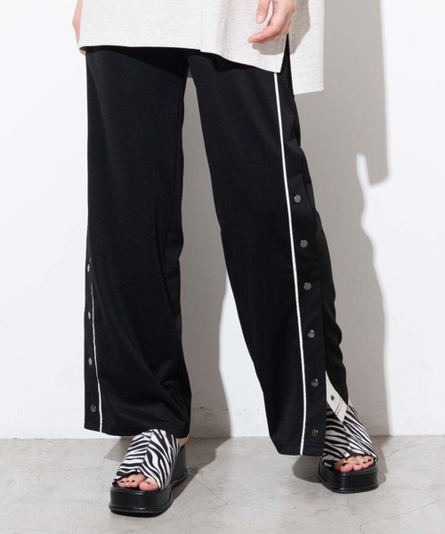 WEGO（ウィゴー）の「WEGO/サイドラインストレートパンツ（スラックス・レディース・ブラック・FREE）」の10枚目の写真