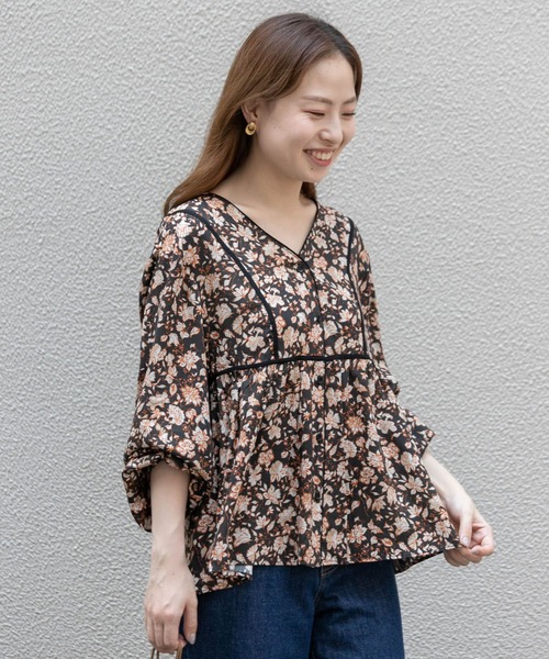 URBAN RESEARCH Sonny Label（アーバンリサーチサニーレーベル）の「ボーホーフラワーブラウス（シャツ/ブラウス・レディース・ブラック/カーキ/イエロー・FREE）」の2枚目の写真
