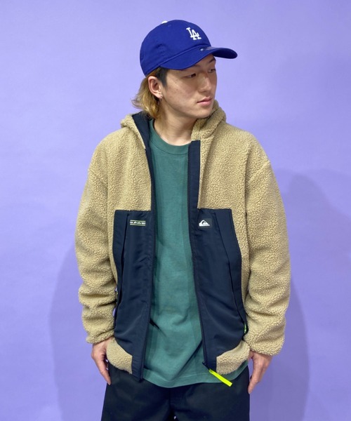 Quiksilver（クイックシルバー）の「QUIKSILVER/クイックシルバー リバーシブル ボアフリースジャケット QJK214000（その他アウター・メンズ・ベージュ/ホワイト・L/M）」の2枚目の写真