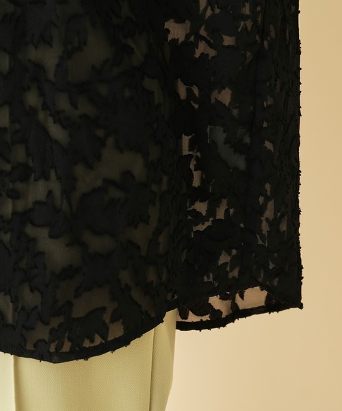 MADEMOISELLE ROPE'（マドモアゼル ロペ）の「【秋まで使える】【一部WEB限定】バックリボンフラワーシアーブラウス（シャツ/ブラウス・レディース・ブラック/ピンク/キナリ・38）」の12枚目の写真