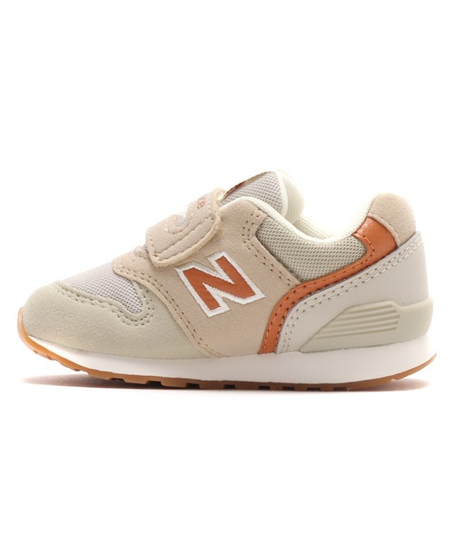 NEW BALANCE（ニューバランス）の「New Balance IZ996OG3 / ニューバランス IZ996OG3（スニーカー・キッズ・ベージュ・13.0cm/14.0cm/12.0cm/16.0cm/15.0cm）」の3枚目の写真