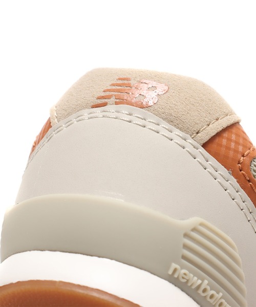 NEW BALANCE（ニューバランス）の「New Balance IZ996OG3 / ニューバランス IZ996OG3（スニーカー・キッズ・ベージュ・13.0cm/14.0cm/12.0cm/16.0cm/15.0cm）」の10枚目の写真