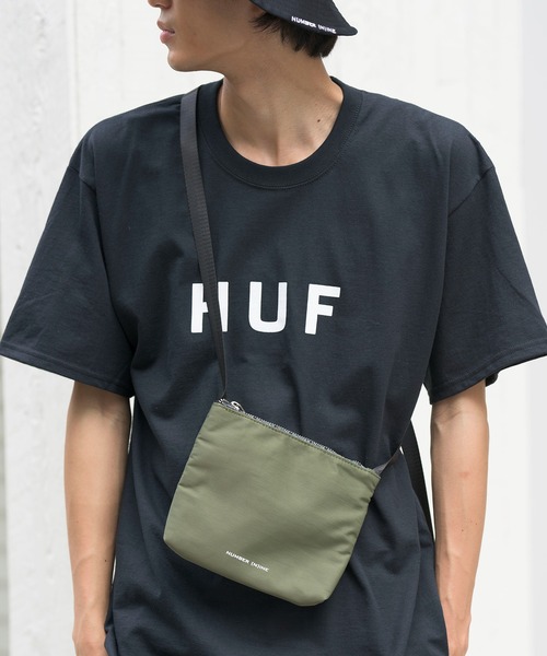 NUMBER (N)INE（ナンバーナイン）の「【NUMBER (N)INE】シャイニーナイロンツイルサコッシュバッグ（ショルダーバッグ・メンズ・ブルー/ブラック/カーキ/ホワイト/キャメル/グレー・FREE）」の19枚目の写真