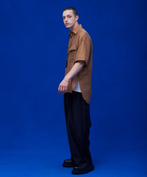 UNITED TOKYO(ユナイテッドトウキョウ)の「シアーミリタリー半袖シャツ(シャツ/ブラウス・メンズ・ブラック/ブラウン/イエロー・1/2)」の16枚目の写真