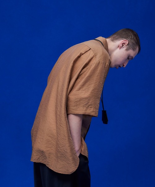 UNITED TOKYO(ユナイテッドトウキョウ)の「シアーミリタリー半袖シャツ(シャツ/ブラウス・メンズ・ブラック/ブラウン/イエロー・1/2)」の19枚目の写真