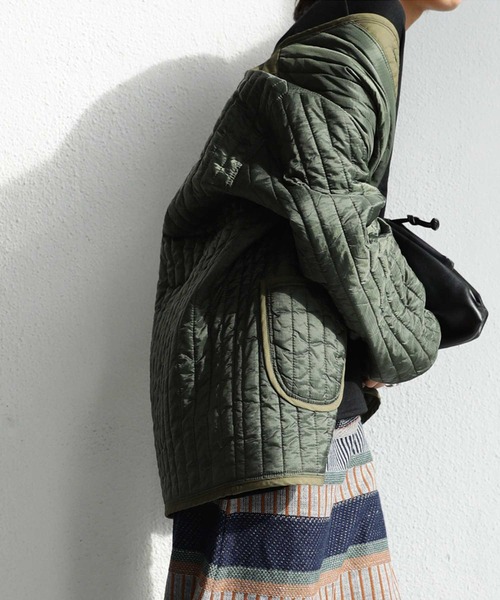 antiqua（アンティカ）の「驚きの軽量感！キルティングライナージャケット（ミリタリージャケット・レディース・ブラック/カーキ・FREE）」の17枚目の写真