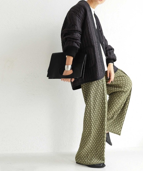 antiqua（アンティカ）の「驚きの軽量感！キルティングライナージャケット（ミリタリージャケット・レディース・ブラック/カーキ・FREE）」の6枚目の写真