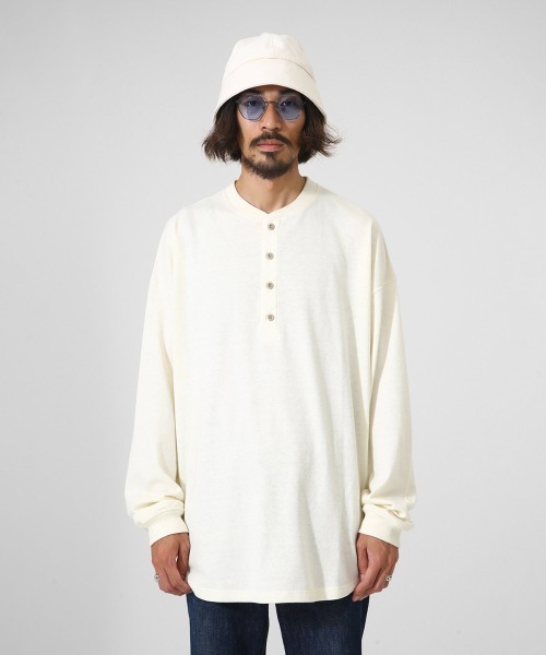 PORT BY ARK（ポートバイアーク）の「PORT BY ARK / ポートバイアーク：Henry neck LS T-shirt：PO10-T004[COR]（Tシャツ/カットソー・メンズ・アイボリー・1/2）」の7枚目の写真