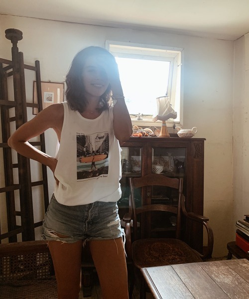 esutoreja(エストレジャ)の「The City and the Beachタンクトップ(タンクトップ・レディース・ホワイト/ブラック・FREE)」の10枚目の写真