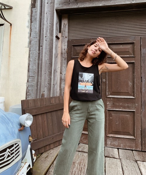 esutoreja(エストレジャ)の「The City and the Beachタンクトップ(タンクトップ・レディース・ホワイト/ブラック・FREE)」の18枚目の写真