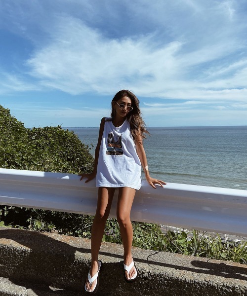 esutoreja(エストレジャ)の「The City and the Beachタンクトップ(タンクトップ・レディース・ホワイト/ブラック・FREE)」の22枚目の写真