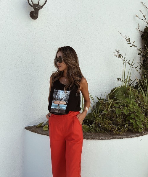 esutoreja(エストレジャ)の「The City and the Beachタンクトップ(タンクトップ・レディース・ホワイト/ブラック・FREE)」の8枚目の写真