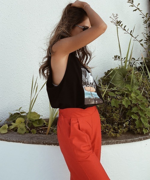 esutoreja(エストレジャ)の「The City and the Beachタンクトップ(タンクトップ・レディース・ホワイト/ブラック・FREE)」の20枚目の写真