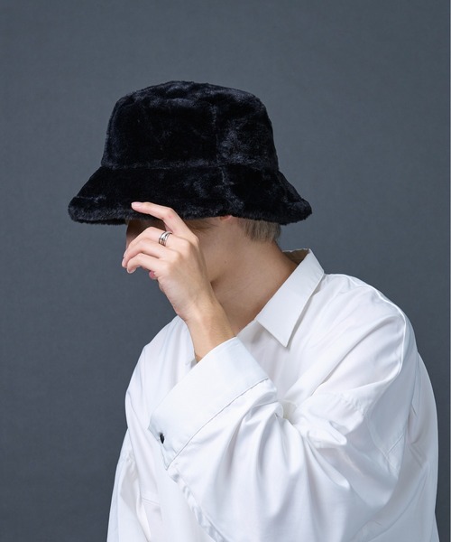 Ellno Loset(エルノロゼット)の「フェイクファーバケットハット(ハット・レディース・ブラック・FREE)」の6枚目の写真