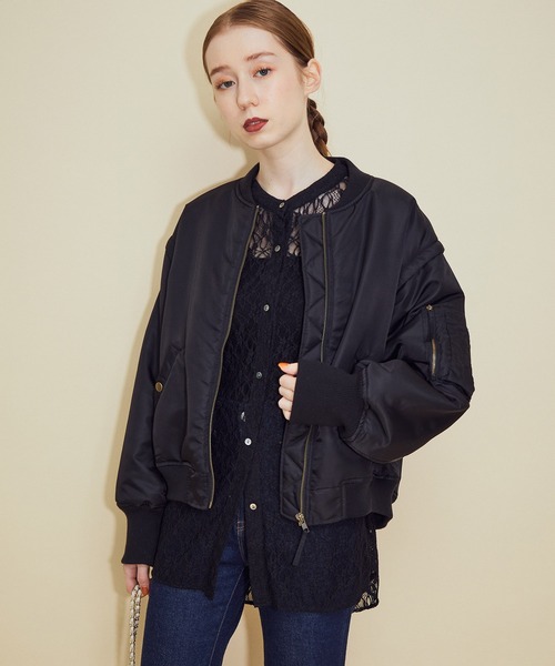 MADEMOISELLE ROPE'(マドモアゼル ロペ)の「【2WAY】 MA-1ブルゾン(MA-1・レディース・ブラック/カーキ・38)」の2枚目の写真