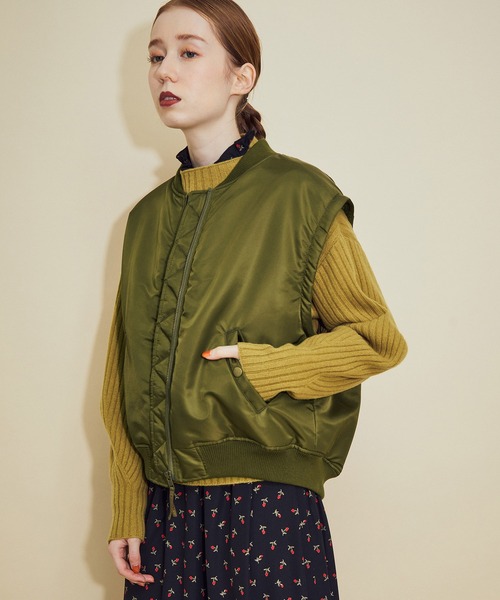 MADEMOISELLE ROPE'(マドモアゼル ロペ)の「【2WAY】 MA-1ブルゾン(MA-1・レディース・ブラック/カーキ・38)」の19枚目の写真
