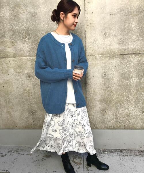 INGNI(イング)の「線画調フレア/スカート(スカート・レディース・オフホワイト/ブルー/ブラック・FREE)」の2枚目の写真