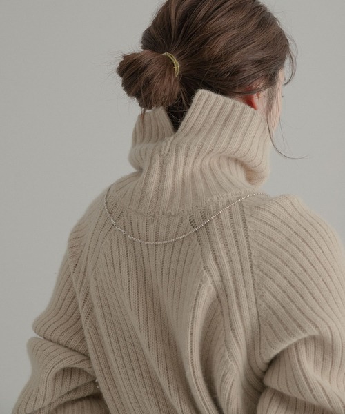 LAATO（ラート）の「FUWAFUWA RIB KNIT（ニット/セーター・レディース・グレー/パープル/ベージュ・FREE）」の4枚目の写真