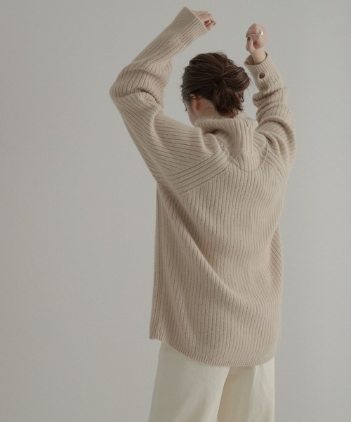 LAATO（ラート）の「FUWAFUWA RIB KNIT（ニット/セーター・レディース・グレー/パープル/ベージュ・FREE）」の6枚目の写真