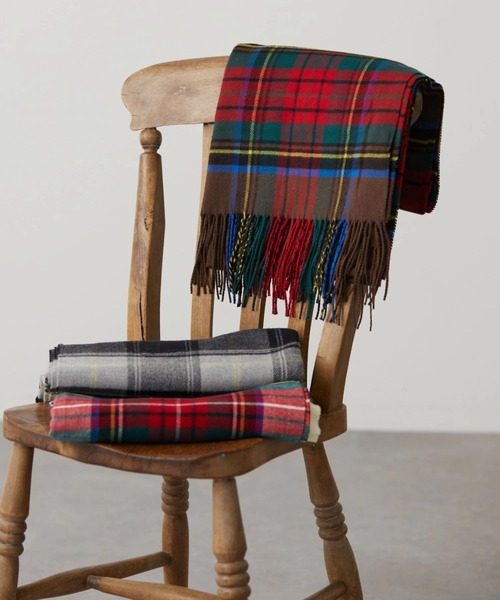 AMERICAN HOLIC(アメリカンホリック)の「ソフトタッチチェックストール(ストール/ショール・レディース・ブラウン/グレー/オフホワイト・FREE)」の2枚目の写真