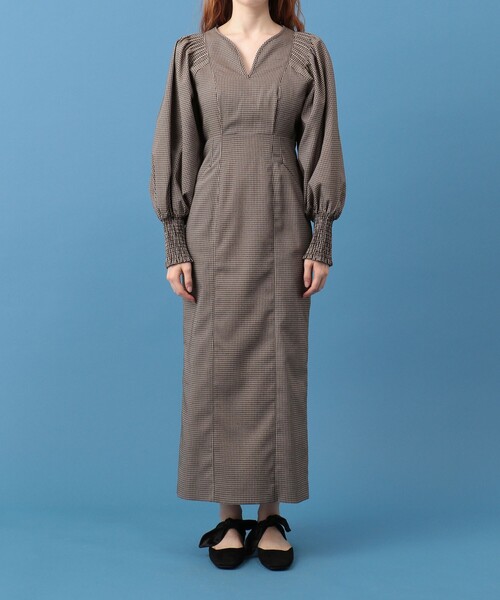 新品タグ付き　ME COUTURE パフスリーブレディーワンピース me & me couture - 新品タグ付き ME COUTURE パフスリーブ