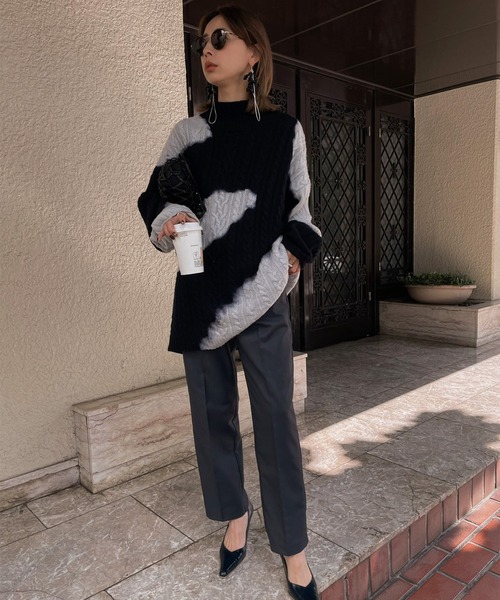 Ameri（アメリ）の「TIE-DYE CABLE KNIT TOP（ニット/セーター・レディース・ネイビー/イエロー/オレンジ・FREE）」の5枚目の写真