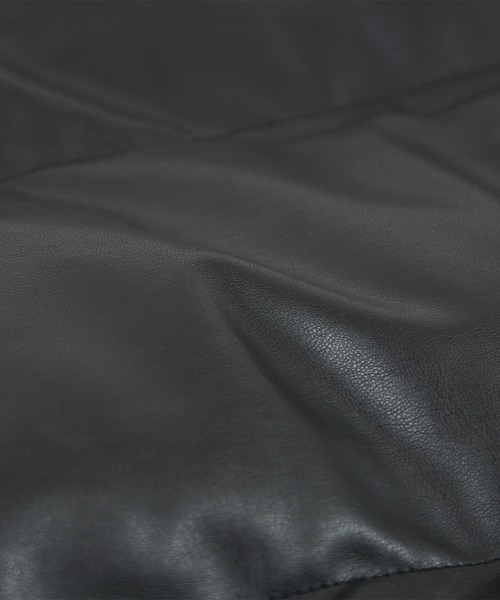 SIDEWAY STANCE（サイドウェイスタンス）の「【SIDEWAY STANCE】PUレザー スタンド ビッグシルエット ポリダウンジャケット（ダウンジャケット/コート・メンズ・ブラック・MEDIUM/LARGE/X-LARGE）」の16枚目の写真