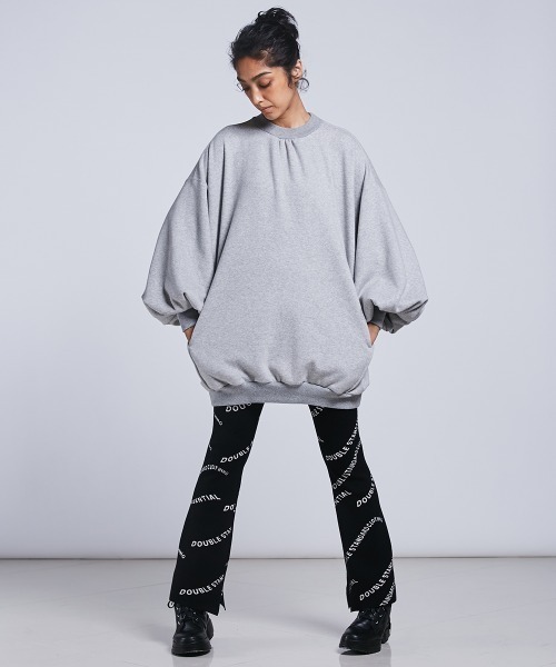 ESSENTIAL（エッセンシャル）の「ボリュームスリーブミニ丈ワンピース（Tシャツ/カットソー・レディース・ブラック/オフホワイト/トップグレー・38/36）」の17枚目の写真
