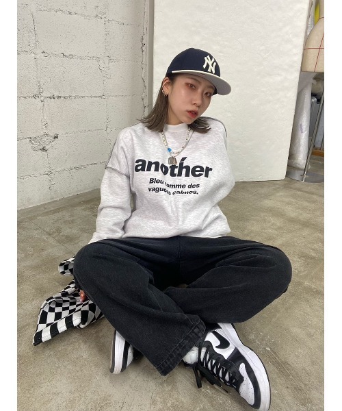 WC（ダブル シー）の「anotherロゴビッグスウェット（スウェット・レディース・ブラック/グレー・FREE）」の14枚目の写真