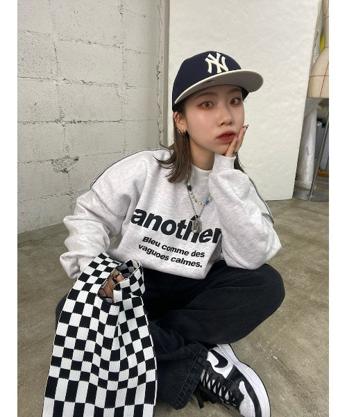 WC（ダブル シー）の「anotherロゴビッグスウェット（スウェット・レディース・ブラック/グレー・FREE）」の18枚目の写真