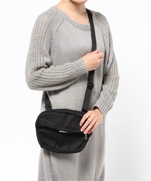 coen（コーエン）の「SUNDUCK(サンダック)ミニショルダーバック２（ショルダーバッグ・レディース・ベージュ/ワインレッド/ネイビー/ブラック/ライトグレー・フリー）」の12枚目の写真