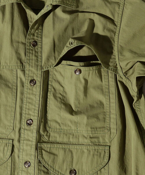 BEAMS PLUS（ビームスプラス）の「BEAMS PLUS / コンフォート クロス アドベンチャー シャツ（シャツ/ブラウス・メンズ・オリーブ/ネイビー・L/S/XL/M）」の14枚目の写真